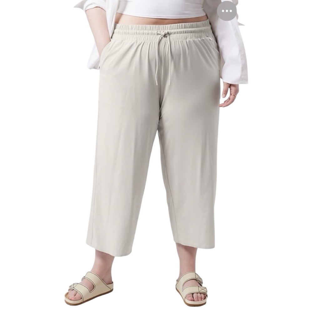 Athleta Avenue Wide Leg Crop Pant size 14 657598